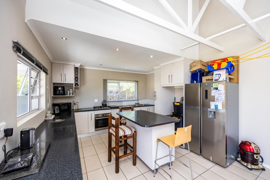 3 Bedroom Property for Sale in Kidds Beach Eastern Cape